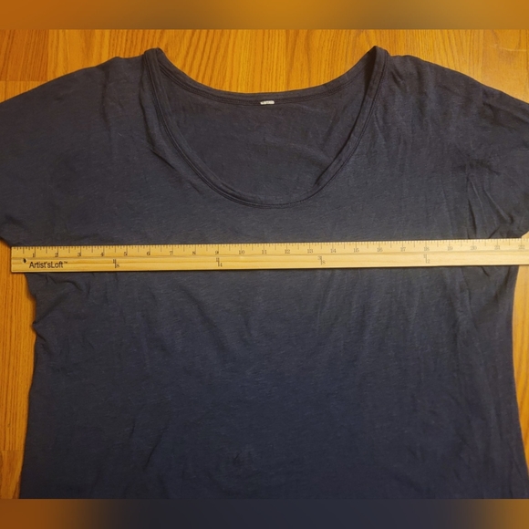 Lululemon Flip Your Dog Long Sleeve II Heathered Hero Blue EUC Size 12? W3ADRS - Picture 5 of 10